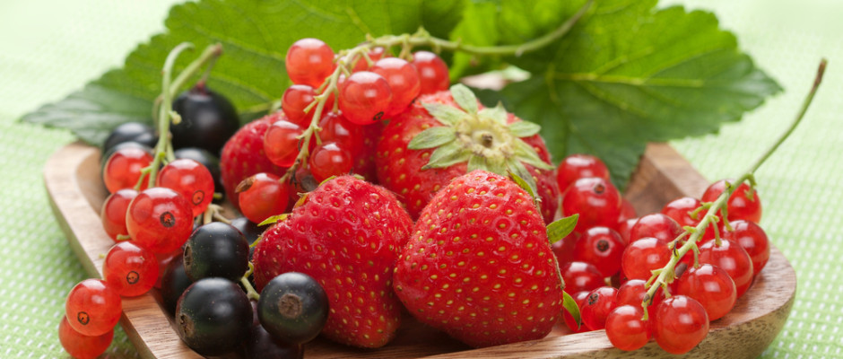 10 вкусных ягод, полезных для здоровья и Вашей красоты